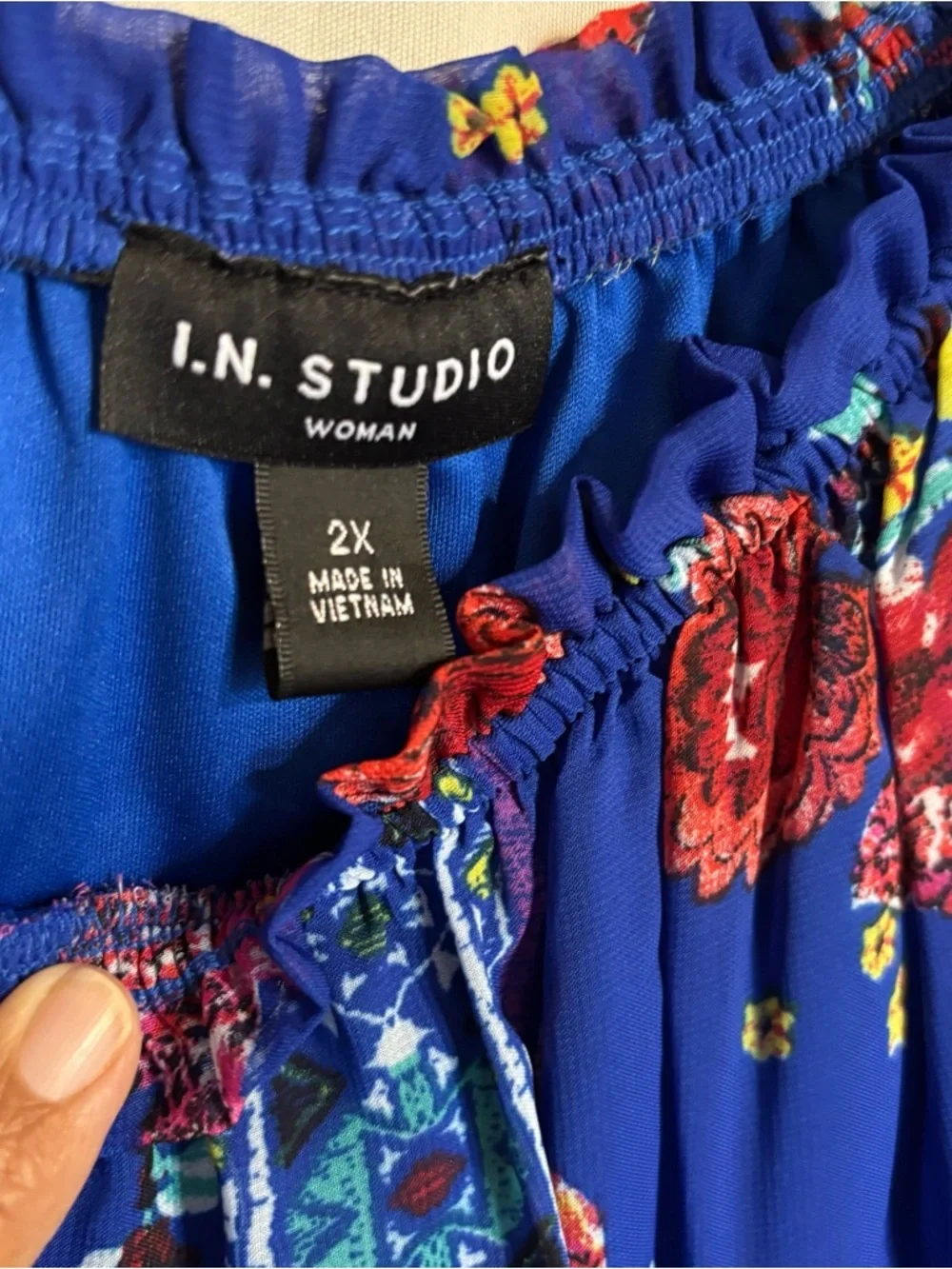 New I.N. Studio Women's 2X Blue Floral Boho Peasant Flowy Blouse - Picture 4 of 7